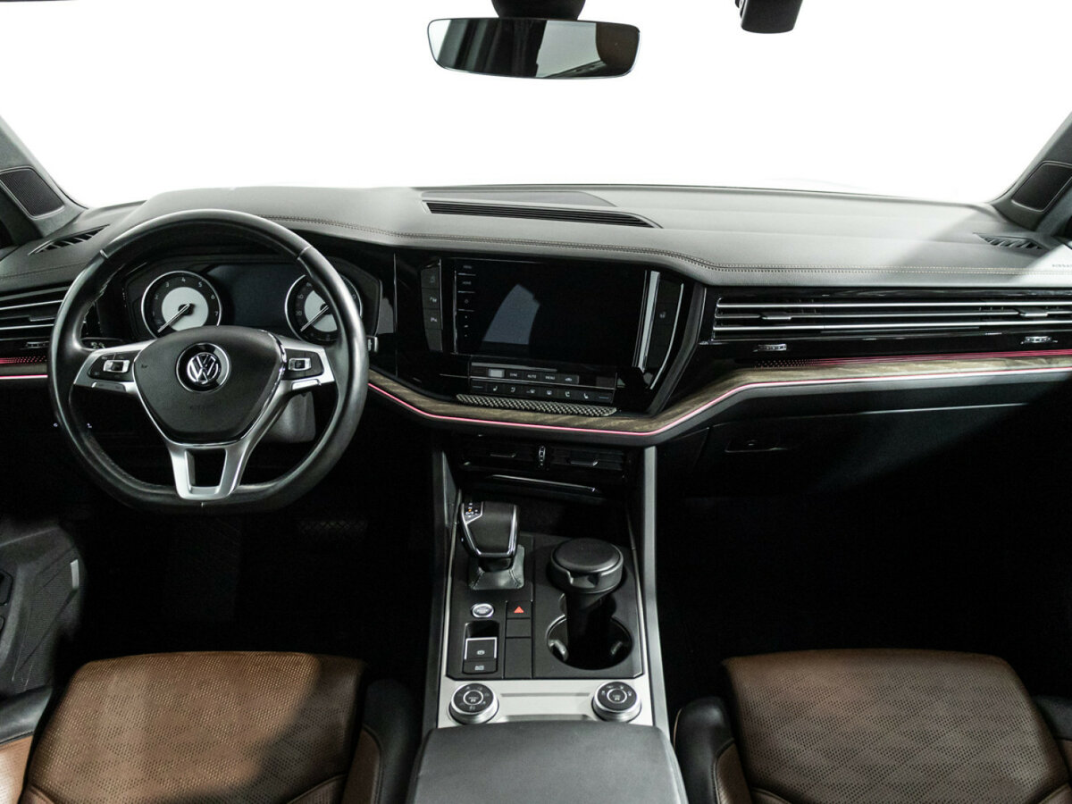 Volkswagen Touareg III, 2019 Фото №13