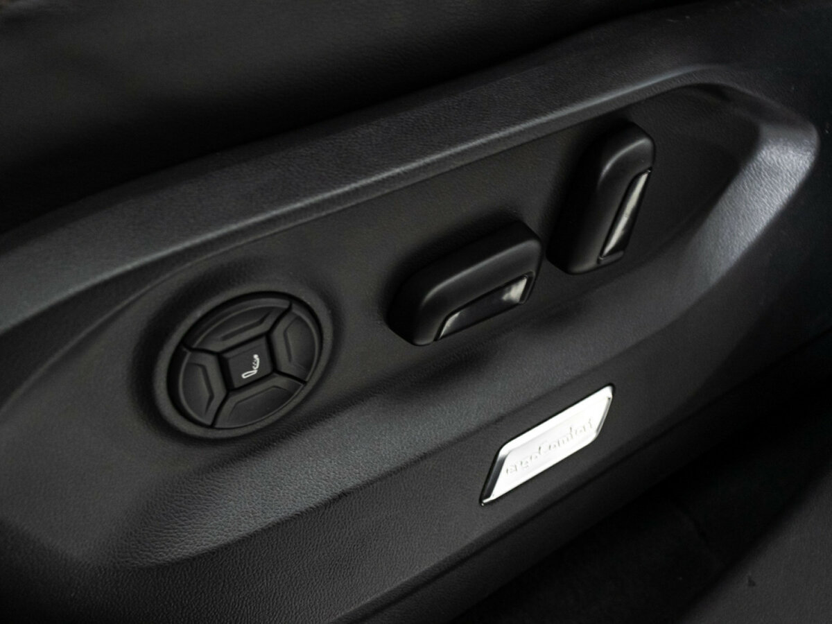 Volkswagen Touareg III, 2019 Фото №19