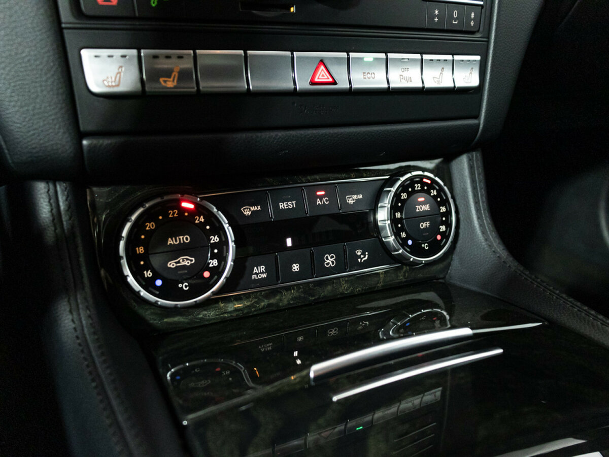 Mercedes-Benz CLS 400 II (C218) Рестайлинг, 2014 Фото №15