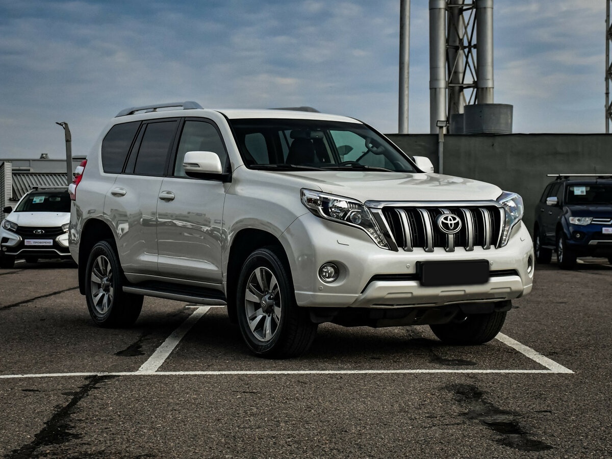 Toyota Land Cruiser Prado 150 Series Рестайлинг 1, 2015 Фото №3