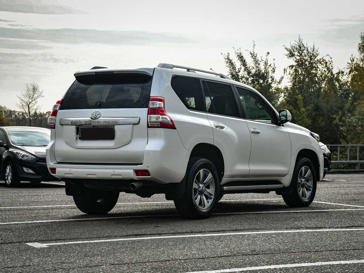 Toyota Land Cruiser Prado 150 Series Рестайлинг 1, 2015 Фото №5