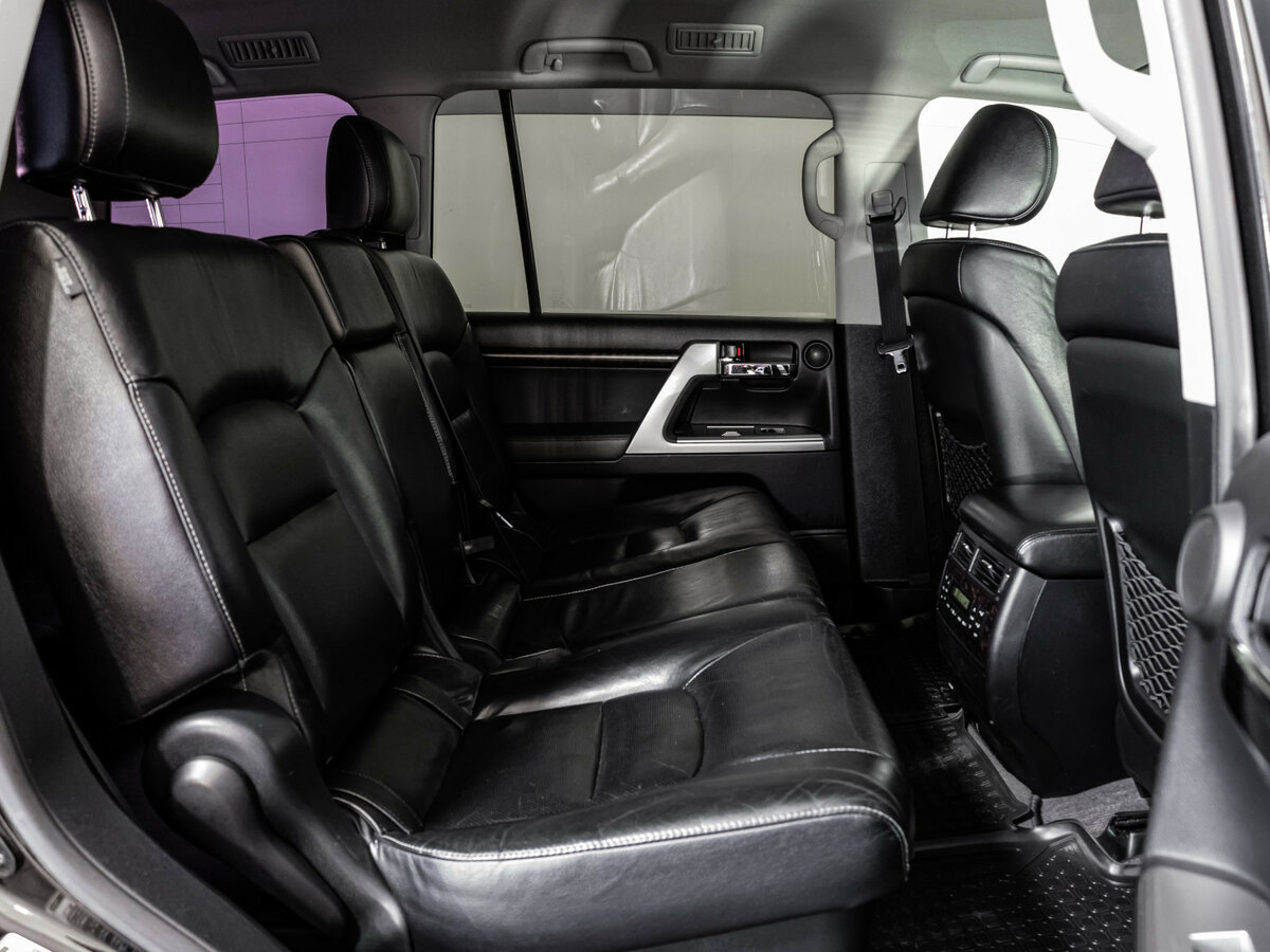 Toyota Land Cruiser 200 Series Рестайлинг 1, 2012 Фото №19