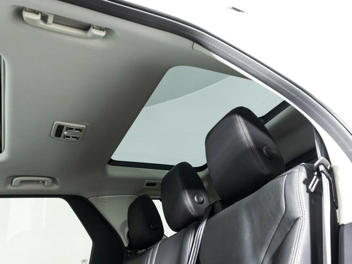 Land Rover Discovery V, 2017 Фото №18