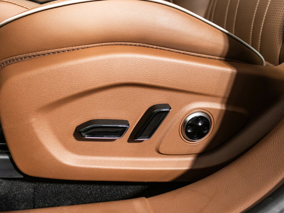 Voyah Free I Рестайлинг, 2023 Фото №15