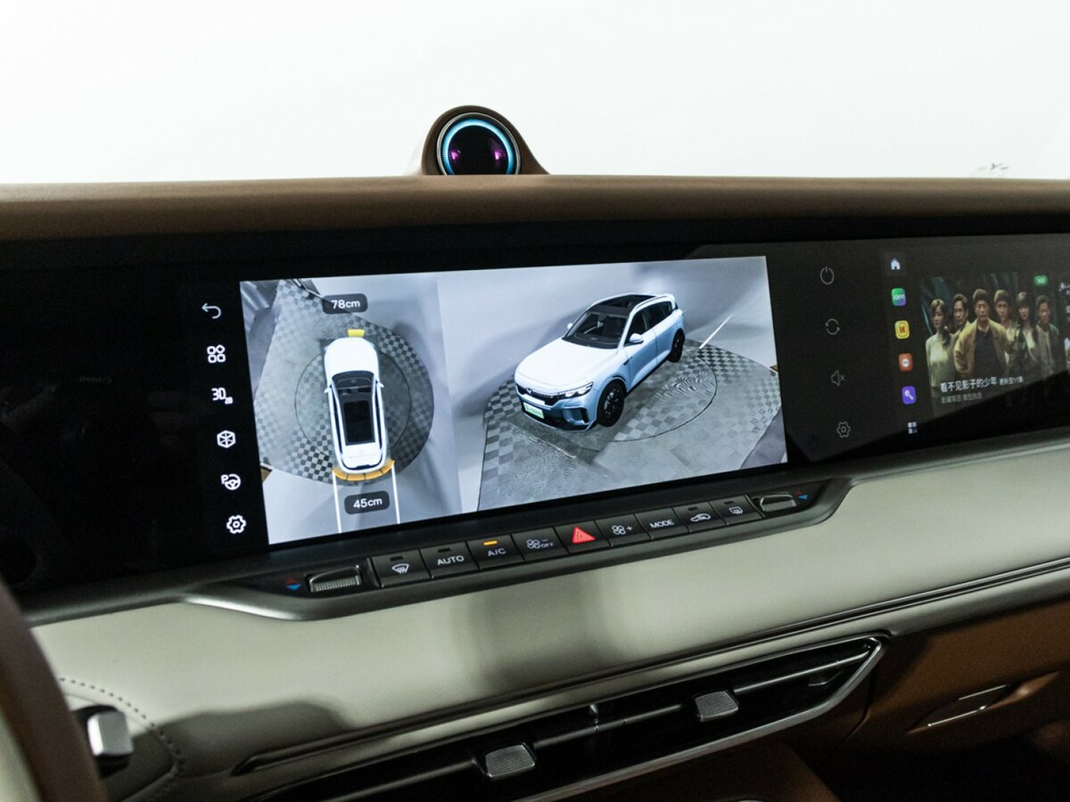 Voyah Free I Рестайлинг, 2023 Фото №16