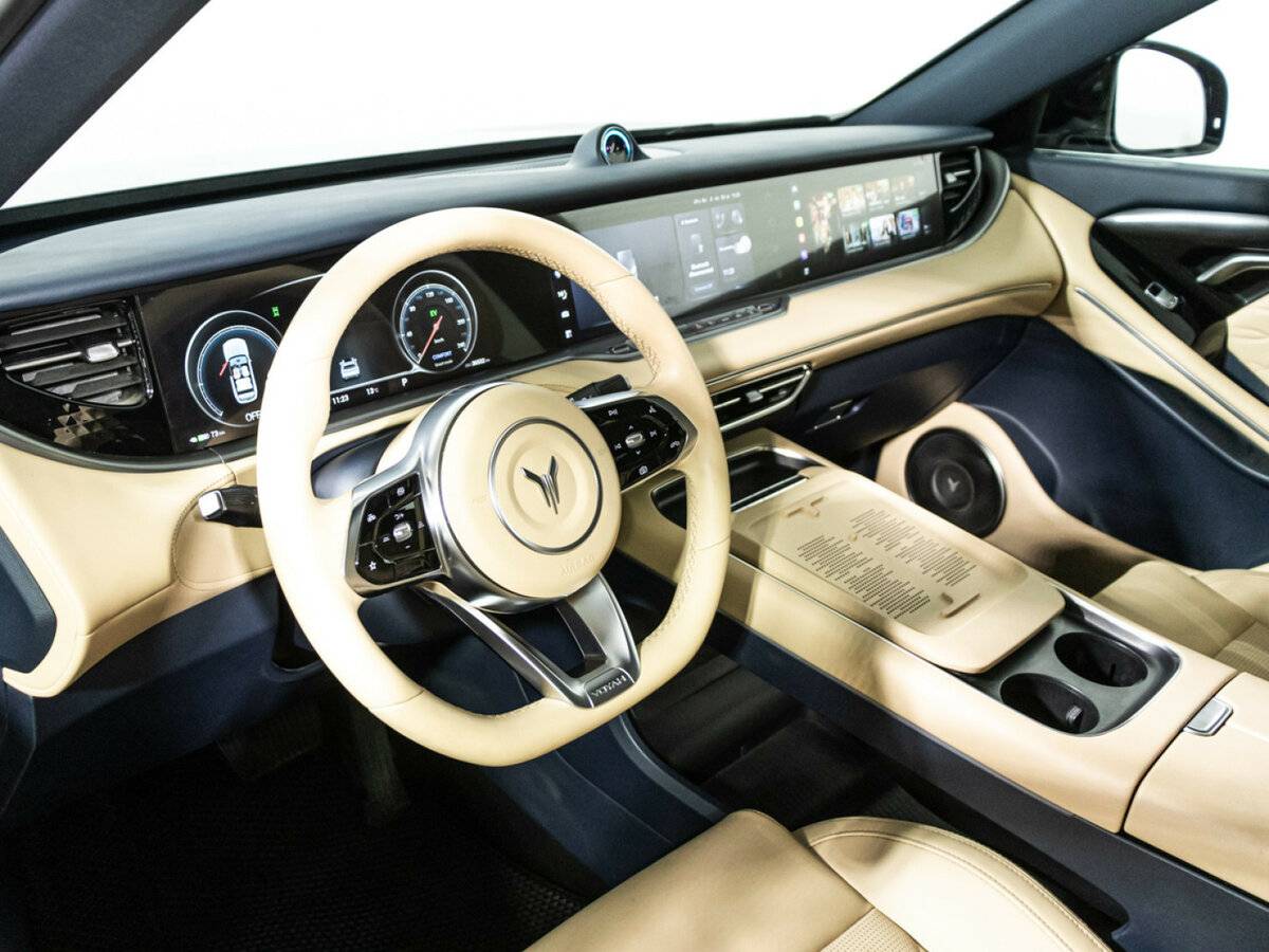 Voyah Free I Рестайлинг, 2023 Фото №11