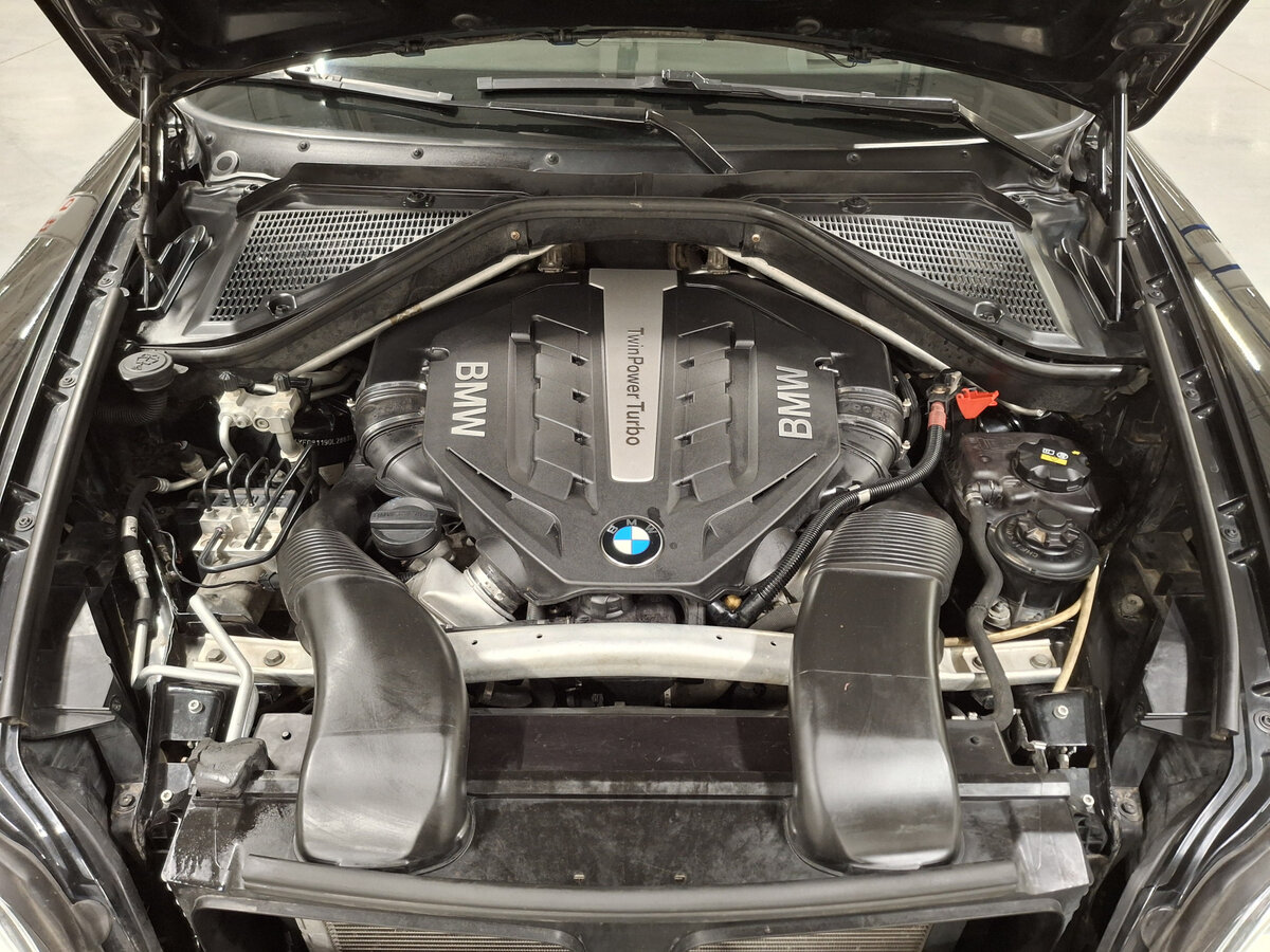 BMW X6 50i I (E71) Рестайлинг, 2012 Фото №9