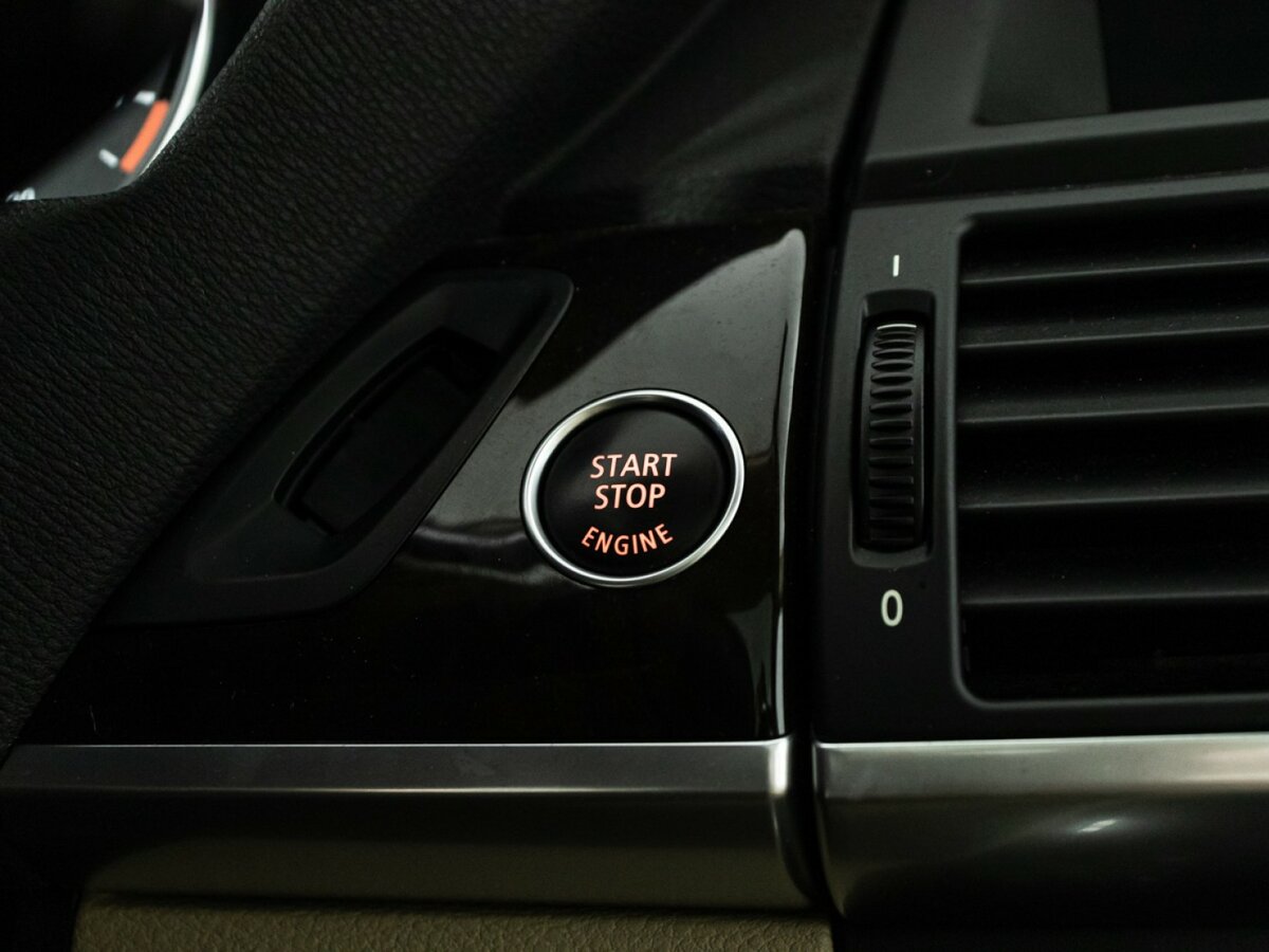 BMW X5 30i II (E70), 2008 Фото №17