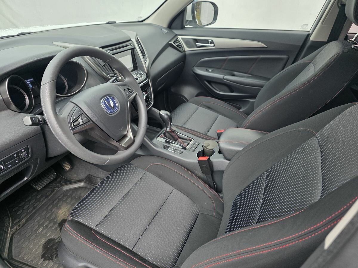 Changan CS75 I Рестайлинг, 2019 Фото №9