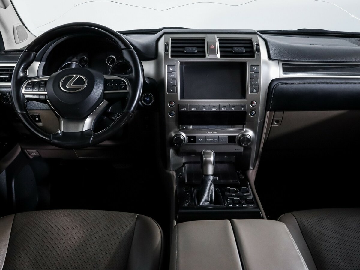 Lexus GX 460 II Рестайлинг 2, 2020 Фото №9