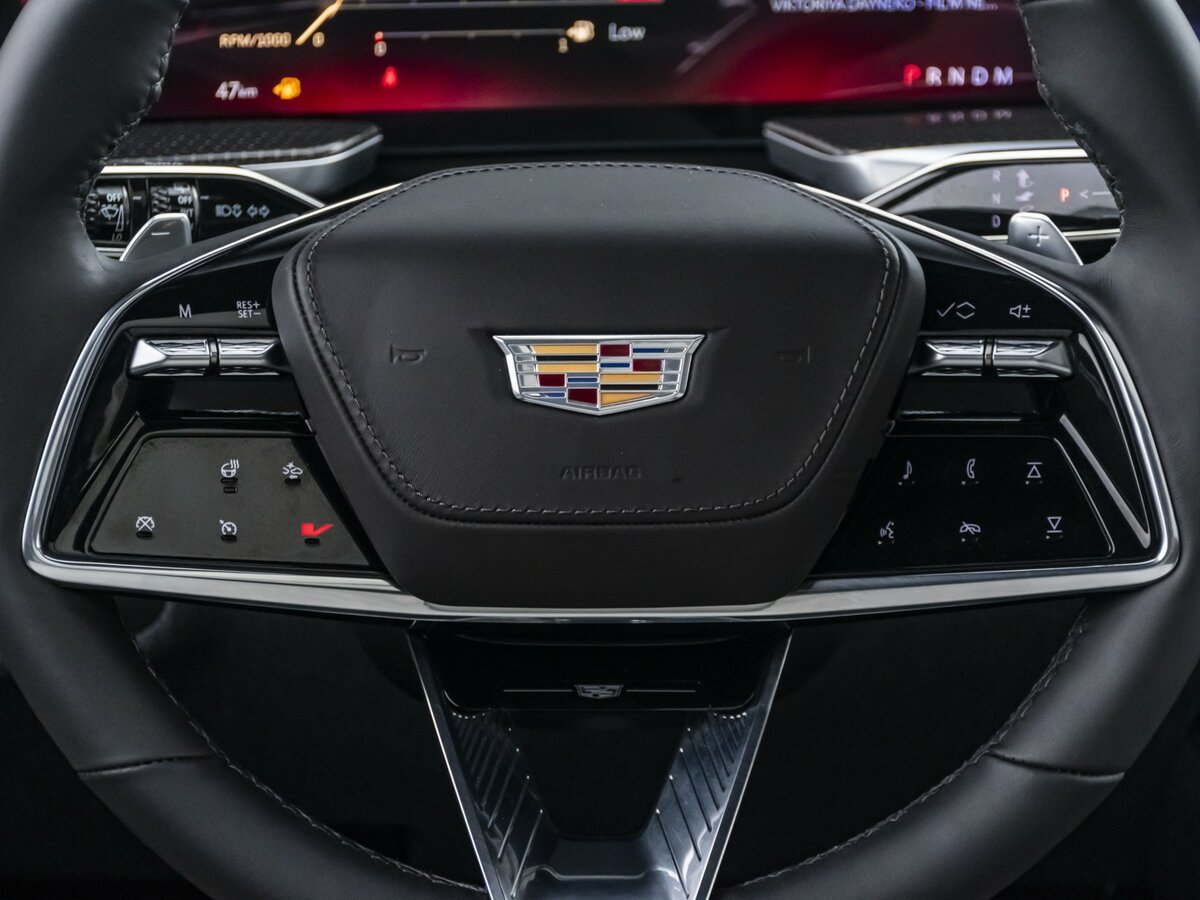 Cadillac Escalade-V I Рестайлинг, 2025 Фото №18