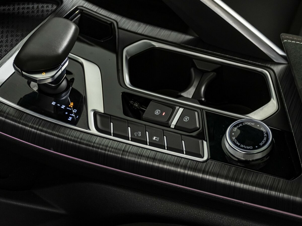 Geely Tugella I Рестайлинг, 2023 Фото №13