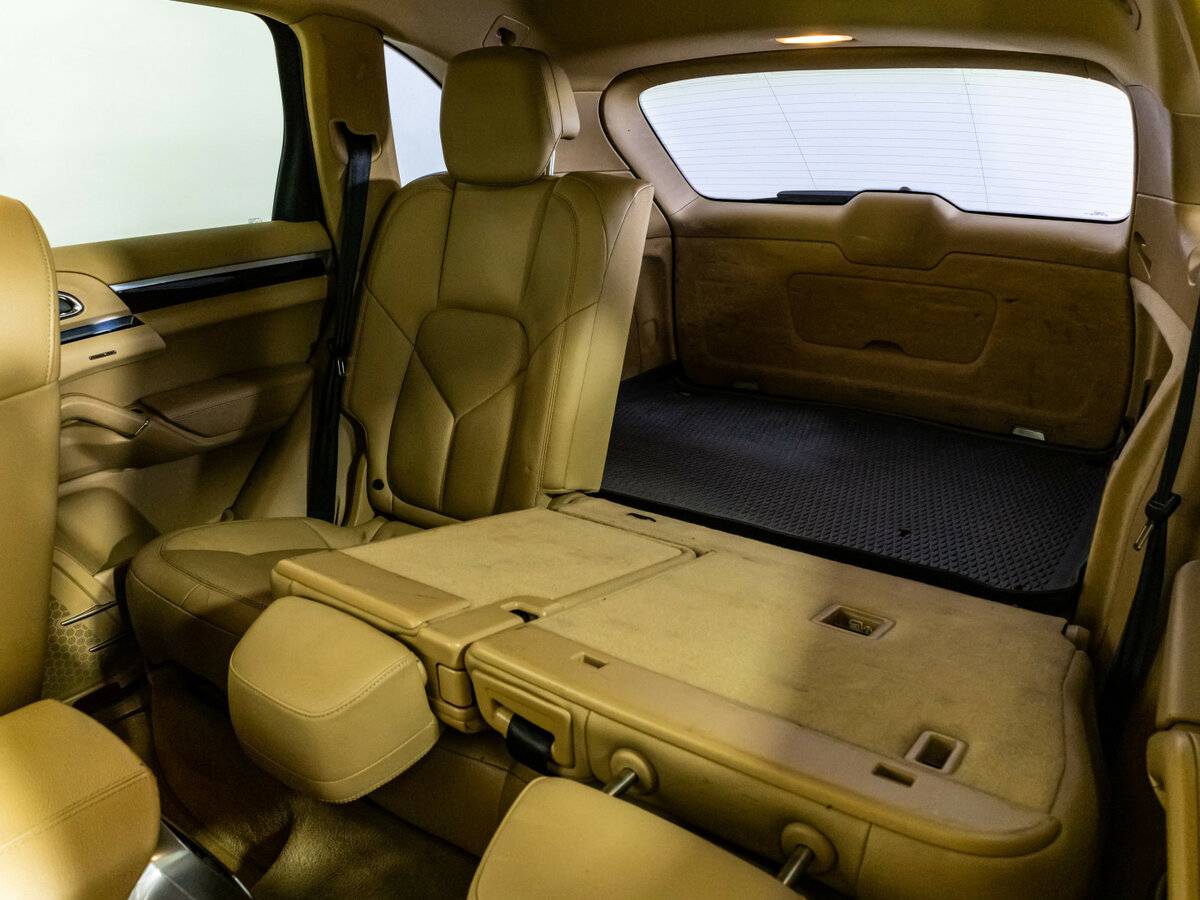 Porsche Cayenne Diesel II Рестайлинг (958), 2014 Фото №21