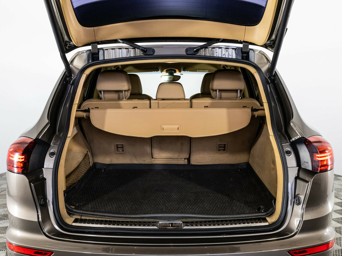 Porsche Cayenne Diesel II Рестайлинг (958), 2014 Фото №24