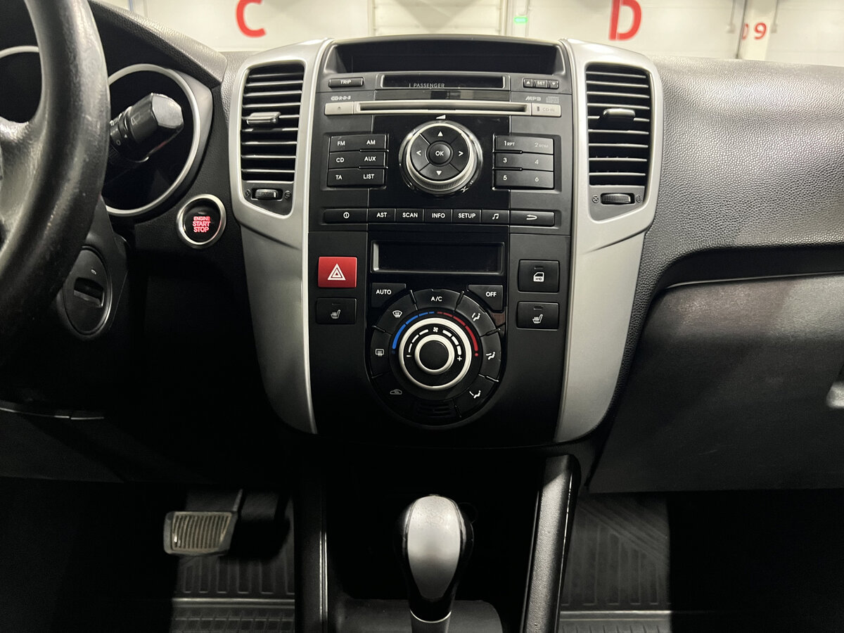 Kia Venga I, 2011 Фото №15