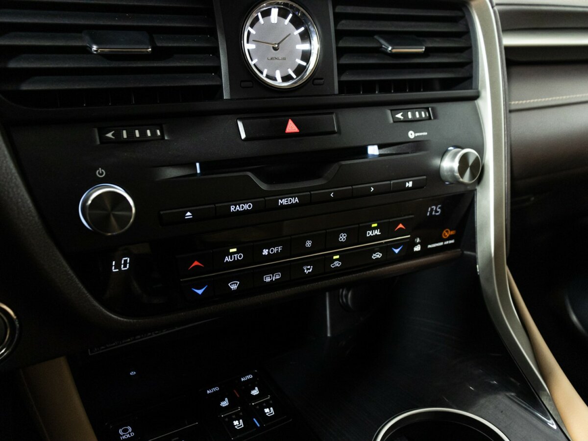 Lexus RX 300 IV, 2018 Фото №16