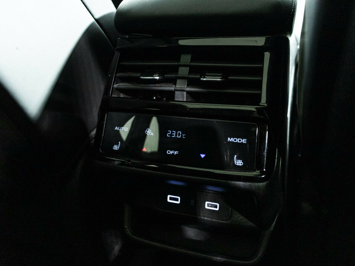 Geely Monjaro I, 2024 Фото №30