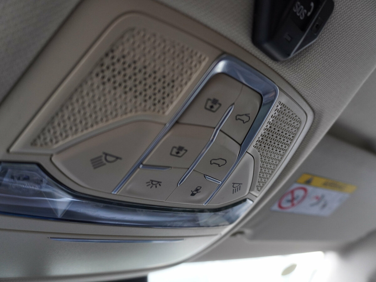 FAW Bestune T77 I, 2023 Фото №19