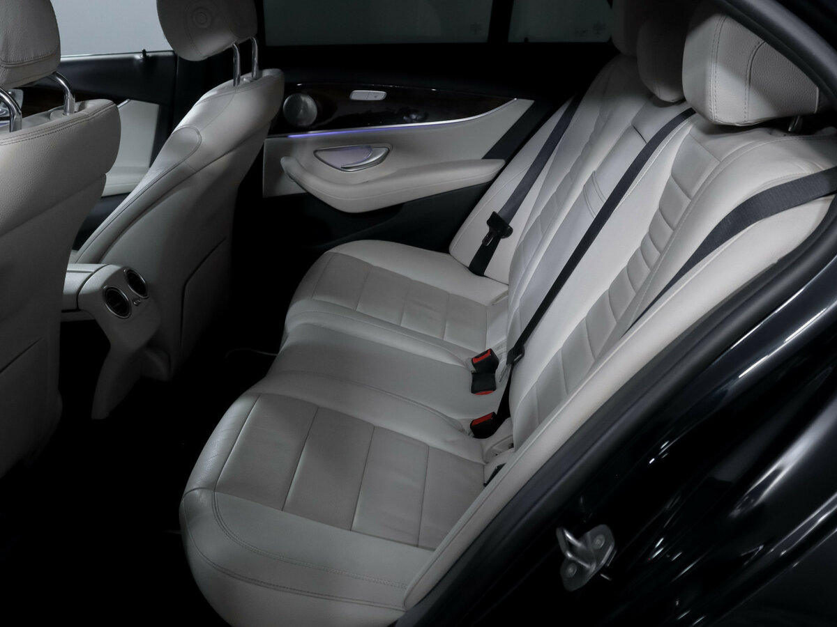 Mercedes-Benz E-Класс 400 V (W213, S213, C238), 2017 Фото №10