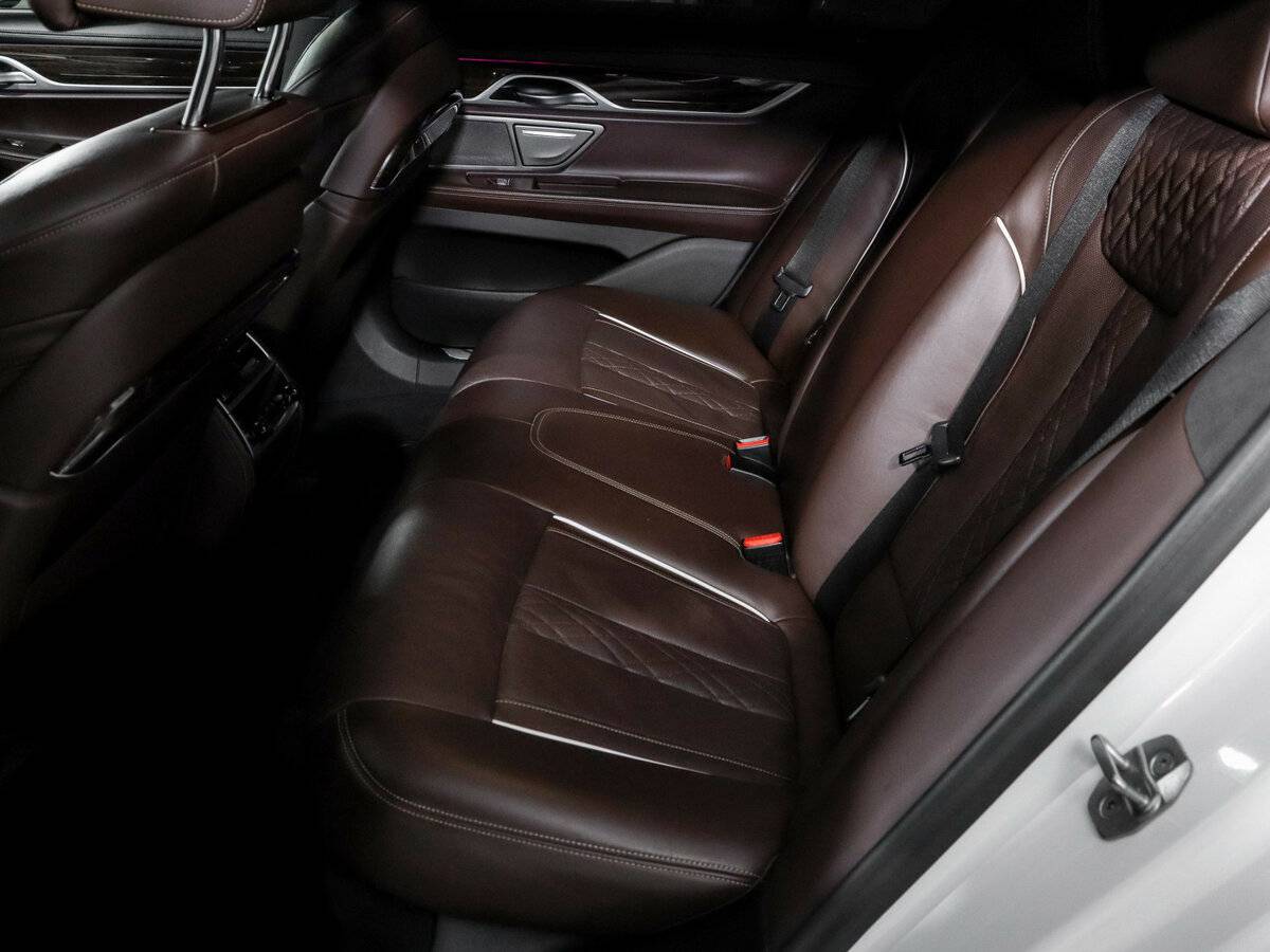 BMW 7 серии 730d xDrive VI (G11/G12) Рестайлинг, 2020 Фото №10