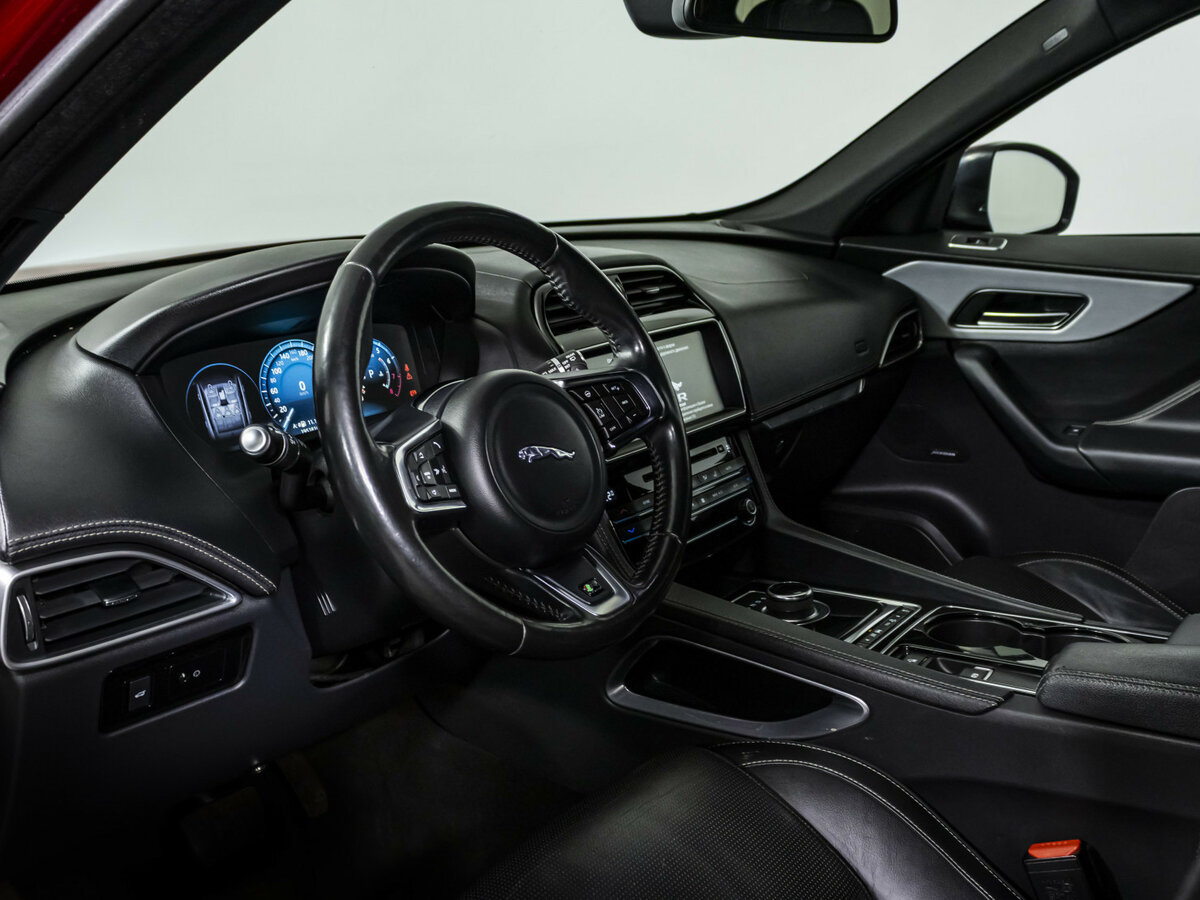 Jaguar F-Pace I, 2016 Фото №8