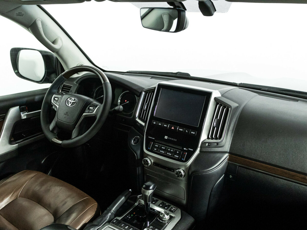Toyota Land Cruiser 200 Series Рестайлинг 2, 2017 - 211 198 км. | Фото №7