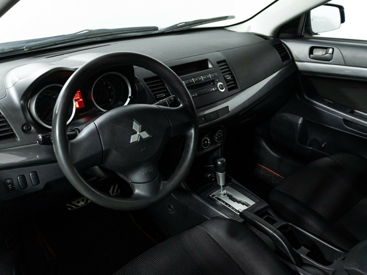 Mitsubishi Lancer X, 2008 Фото №11