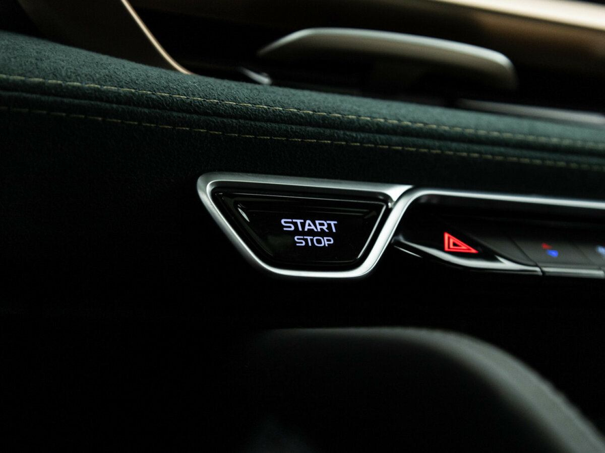 Geely Monjaro I, 2023 Фото №20