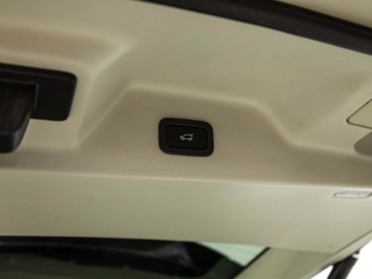 Land Rover Range Rover IV Рестайлинг, 2021 Фото №25