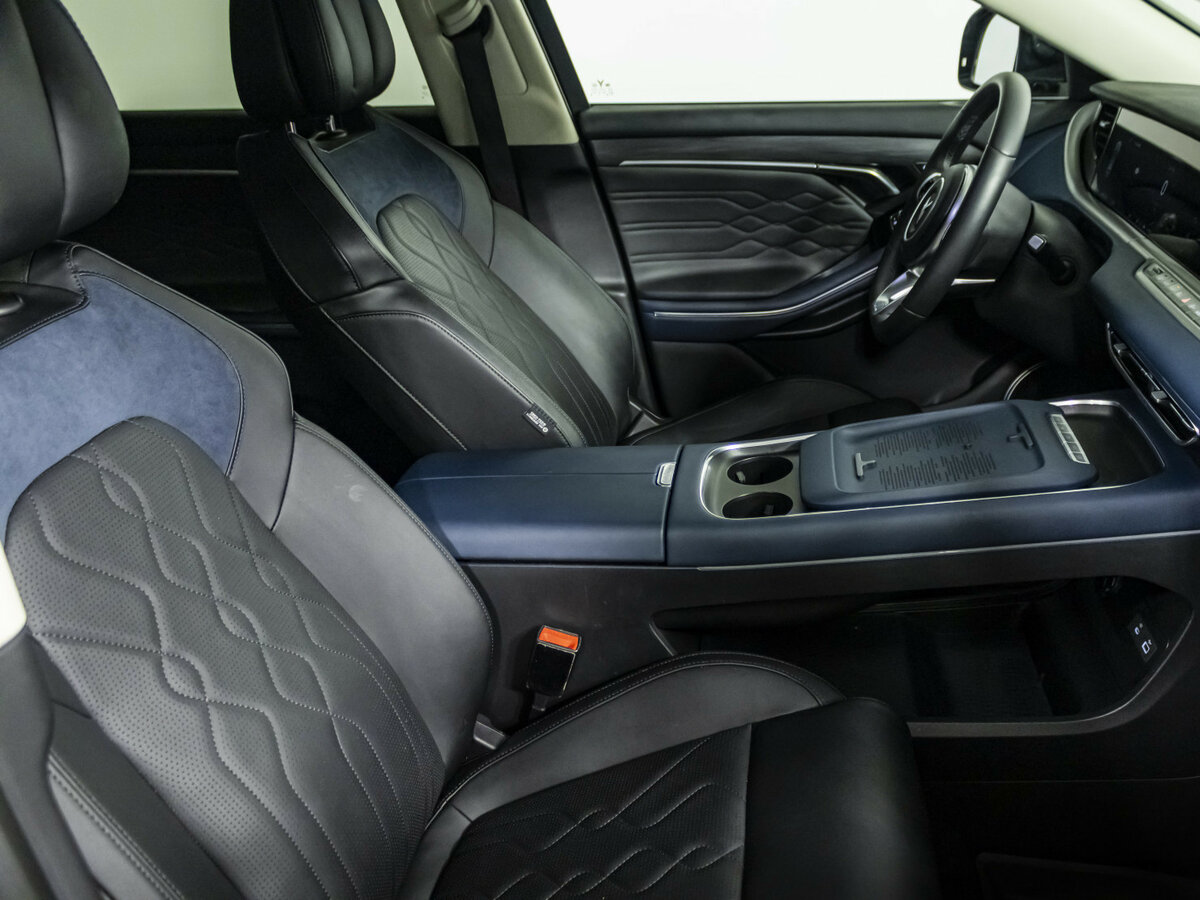 Voyah Free I Рестайлинг, 2023 - 43 000 км. | Фото №8