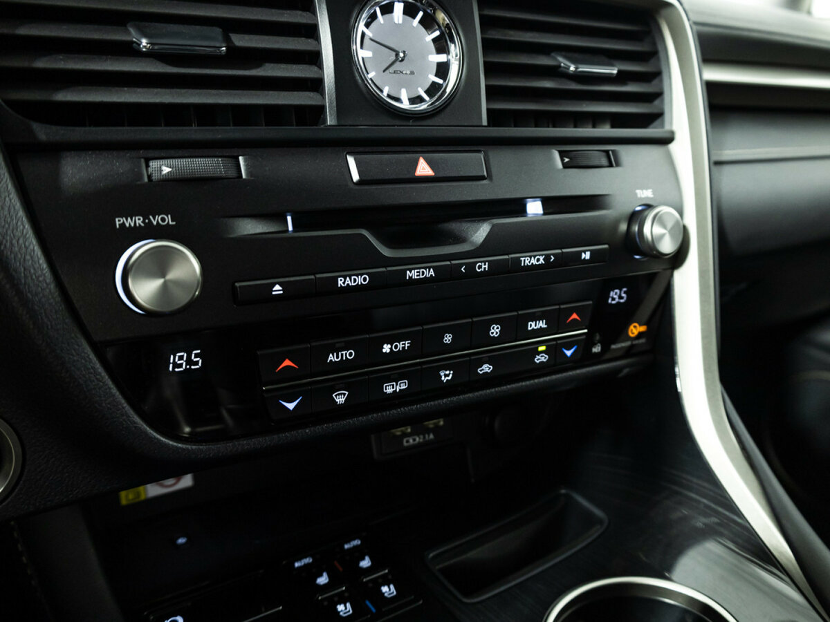 Lexus RX 300 IV Рестайлинг, 2021 Фото №23