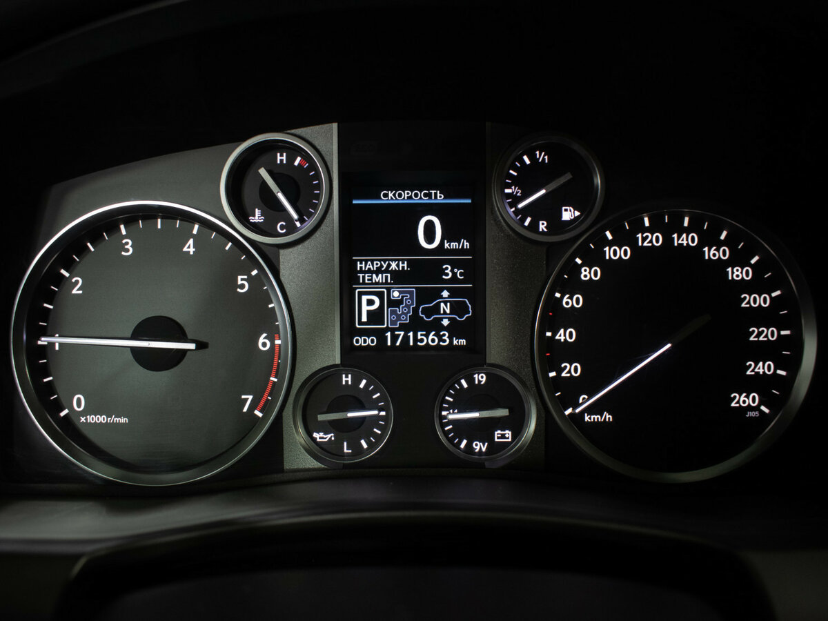 Lexus LX 570 III Рестайлинг, 2012 Фото №13