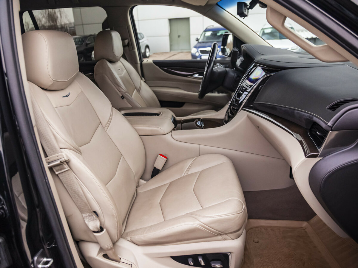 Cadillac Escalade IV, 2018 Фото №10