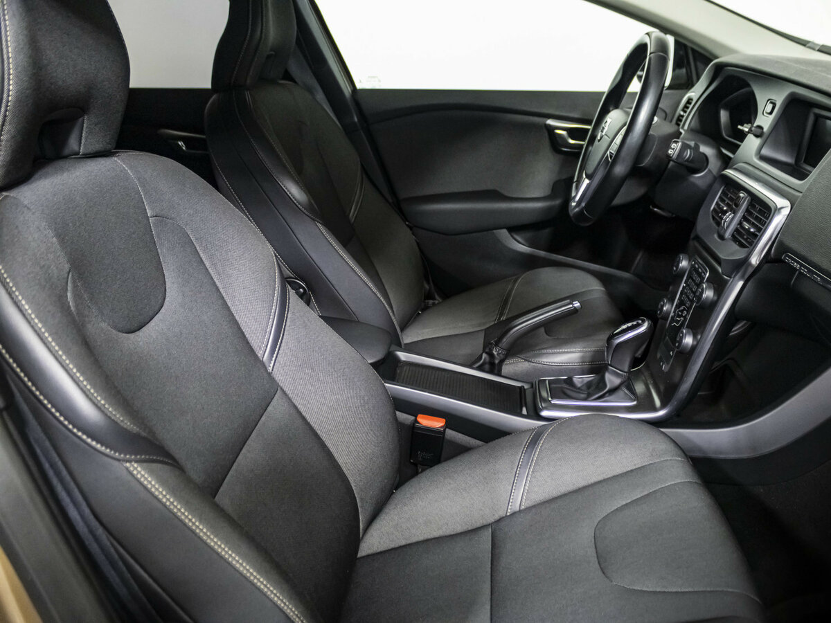 Volvo V40 Cross Country I, 2014 - 112 000 км. | Фото №8