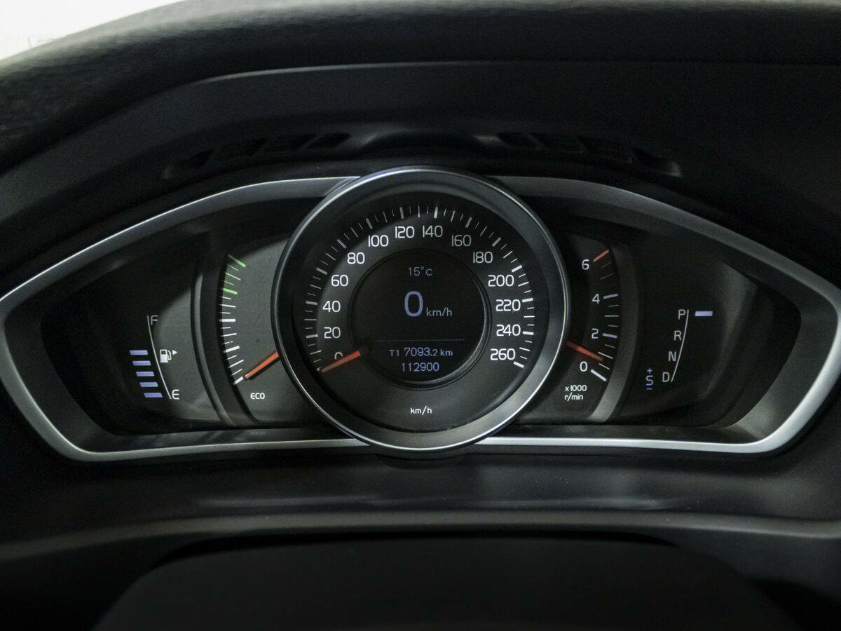 Volvo V40 Cross Country I, 2014 Фото №12