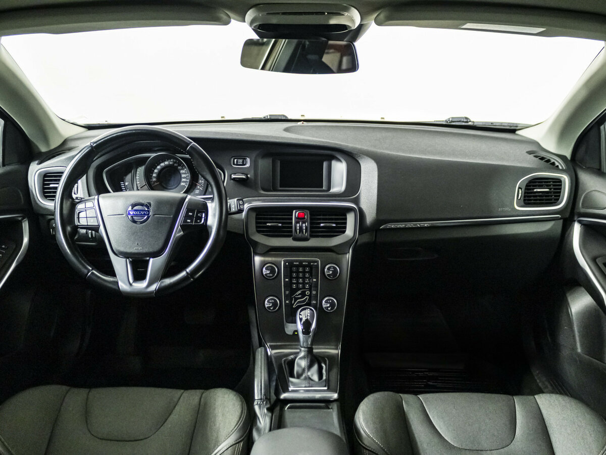 Volvo V40 Cross Country I, 2014 Фото №13