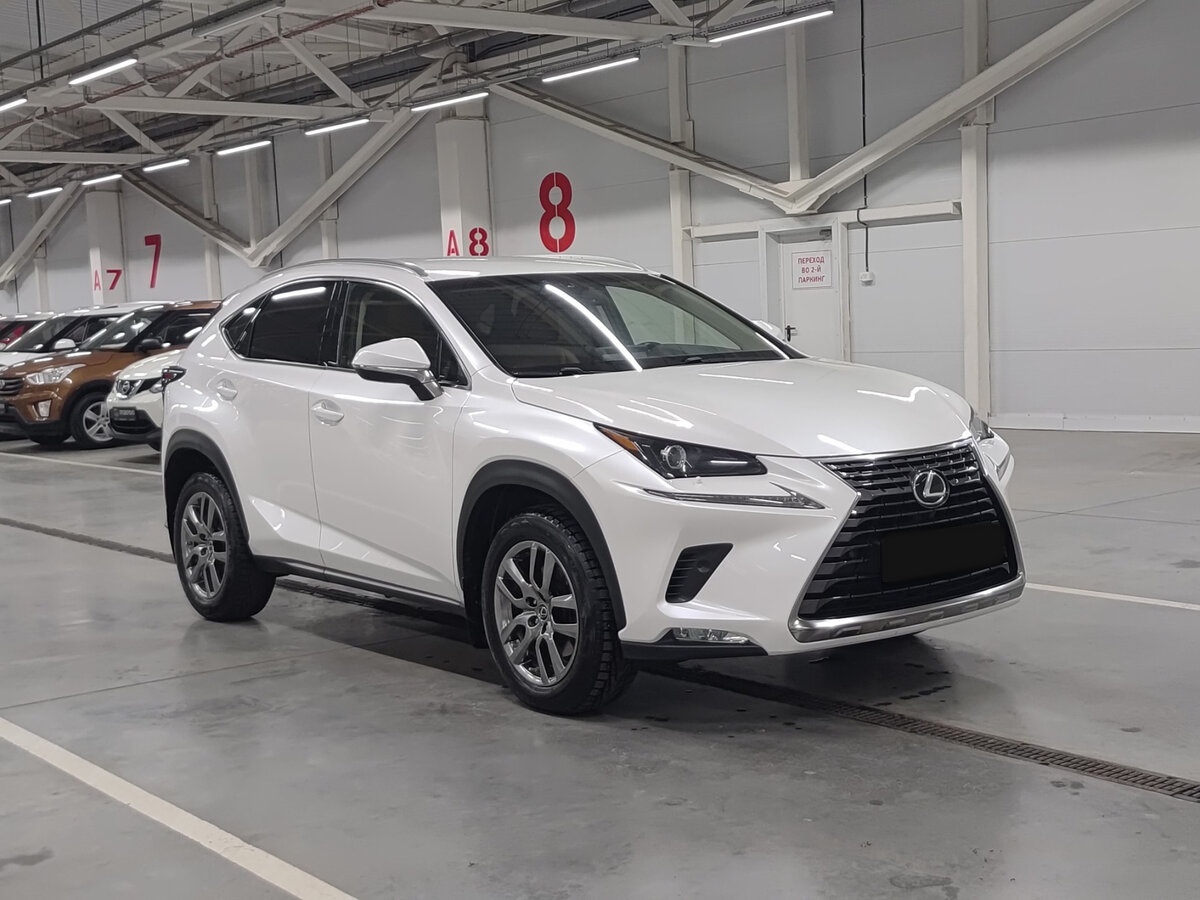 Lexus NX 300 I Рестайлинг, 2018 - 53 042 км. | Фото №3