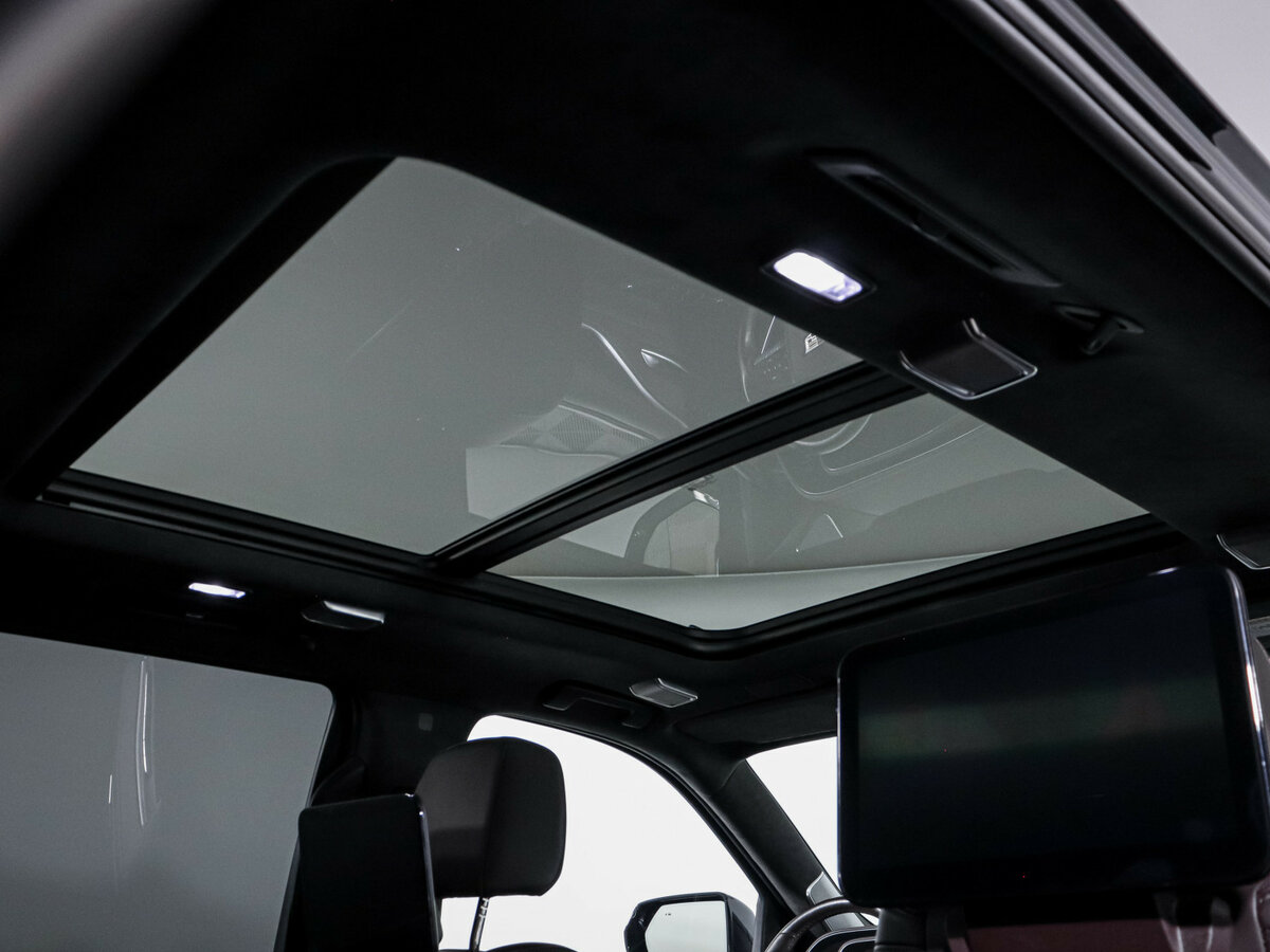 Cadillac Escalade V, 2022 Фото №14