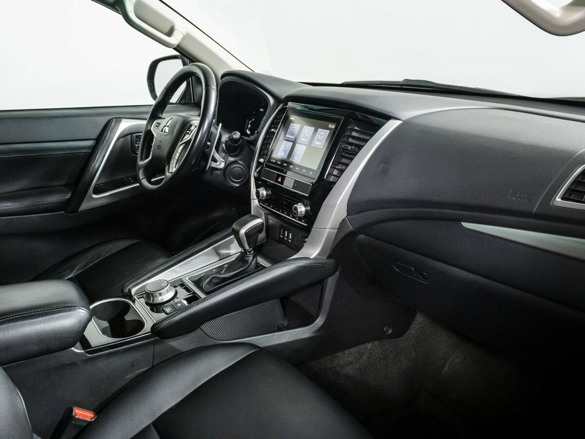 Mitsubishi Montero Sport III Рестайлинг, 2022 - 103 795 км. | Фото №7