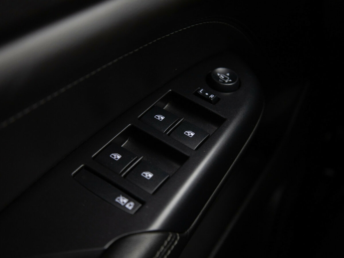 Cadillac SRX II Рестайлинг, 2013 Фото №12