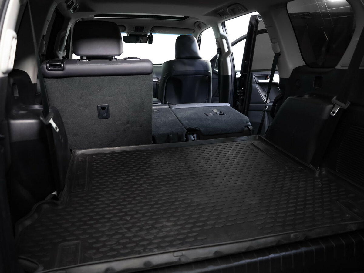 Toyota Land Cruiser Prado 150 Series Рестайлинг 2, 2018 Фото №34