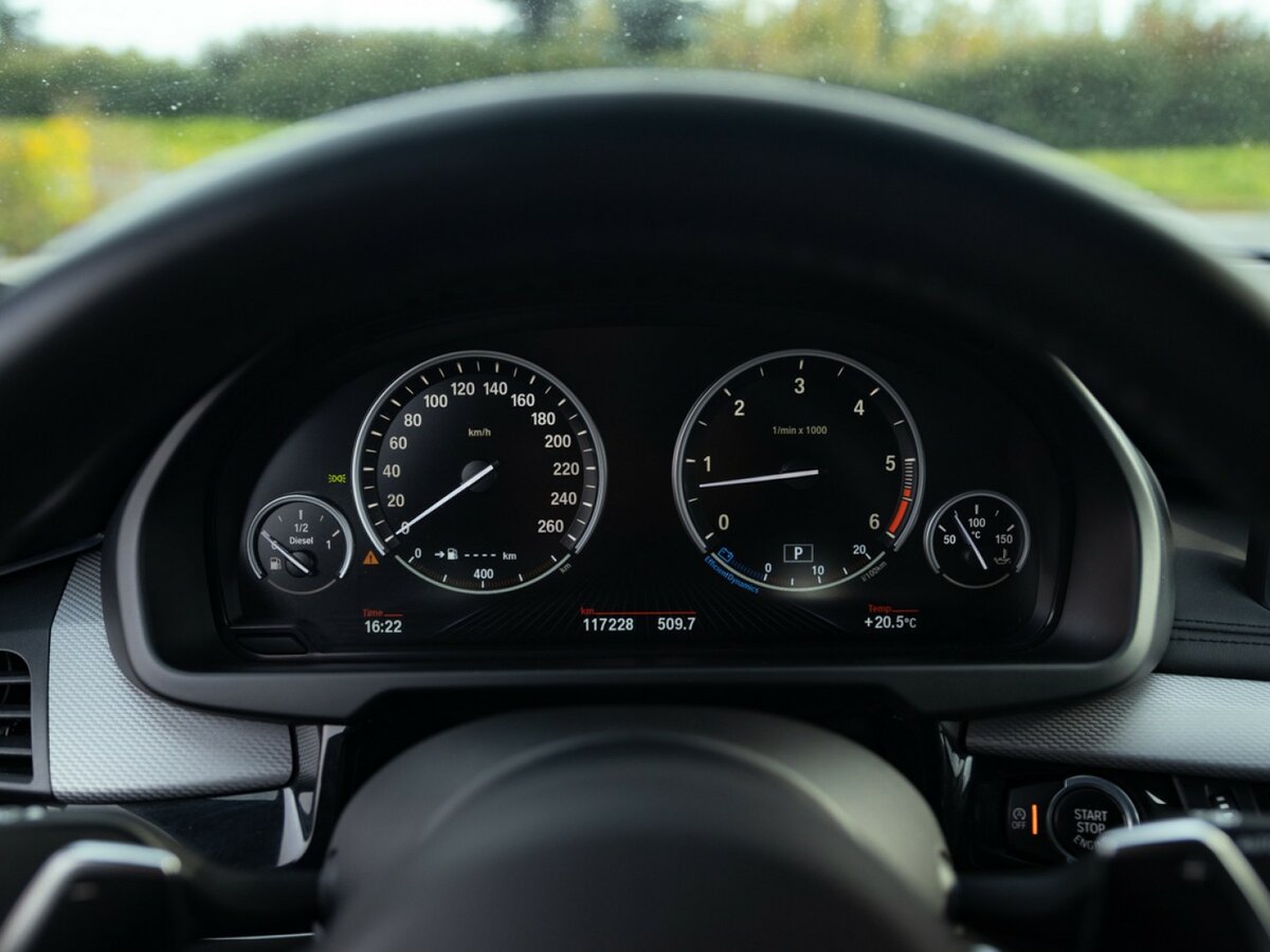 BMW X5 M50d III (F15), 2014 Фото №26