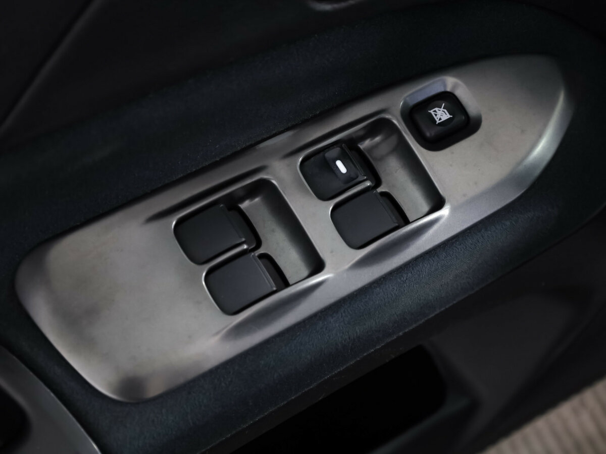 Mitsubishi Lancer IX Рестайлинг, 2006 Фото №11