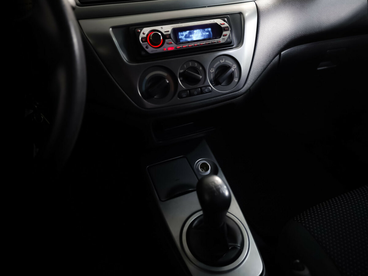 Mitsubishi Lancer IX Рестайлинг, 2006 Фото №12