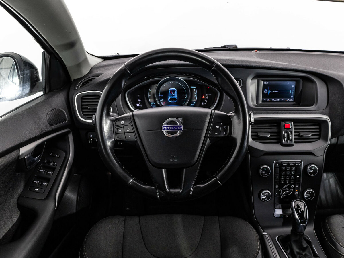 Volvo V40 Cross Country I, 2013 Фото №9