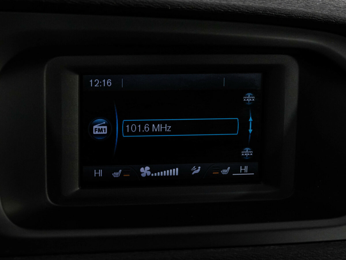 Volvo V40 Cross Country I, 2013 Фото №14