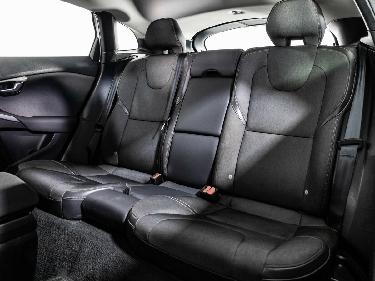 Volvo V40 Cross Country I, 2013 Фото №20