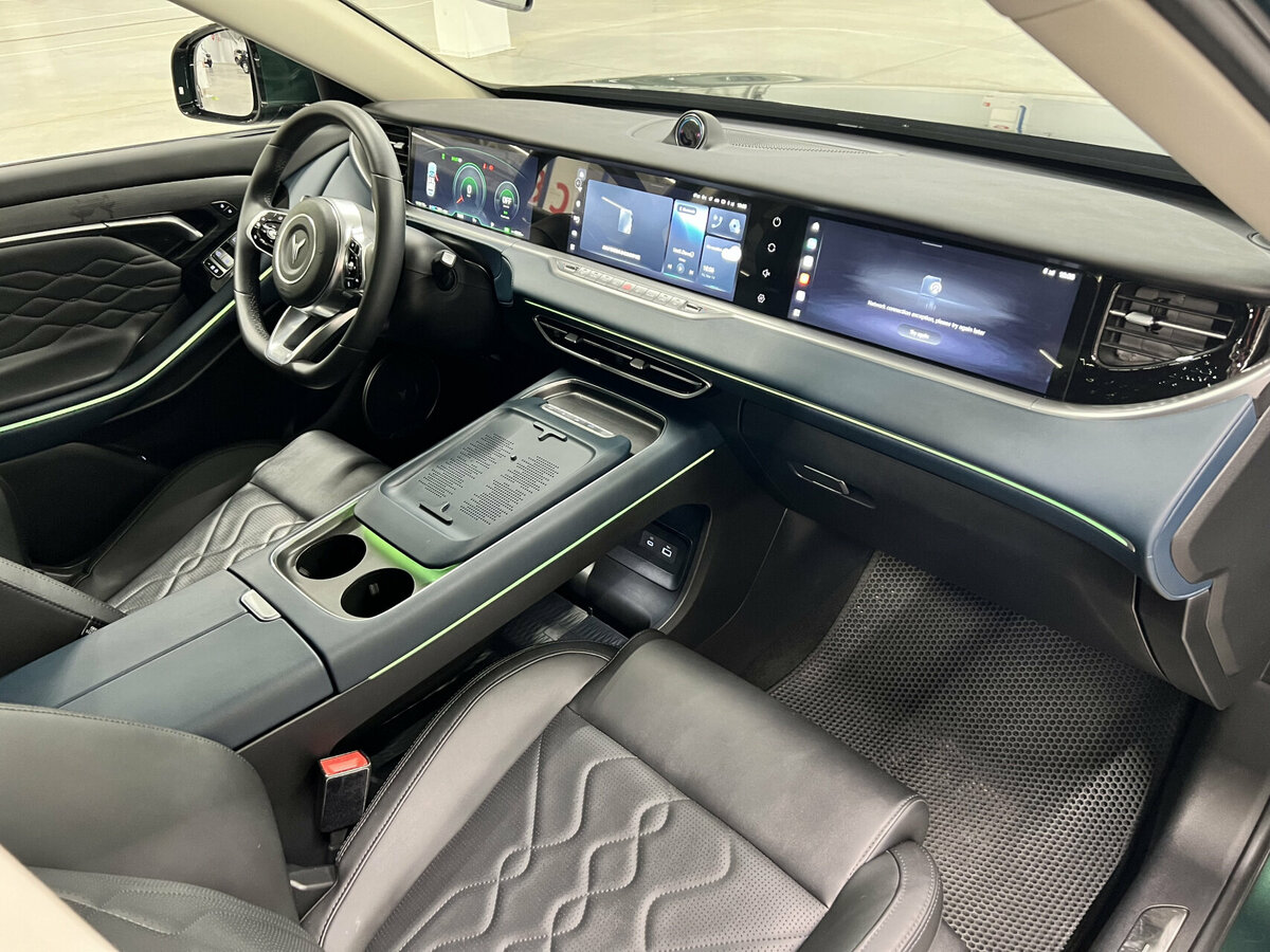 Voyah Free I Рестайлинг, 2023 Фото №11