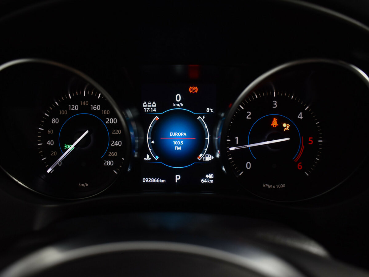 Jaguar F-Pace I, 2018 Фото №20