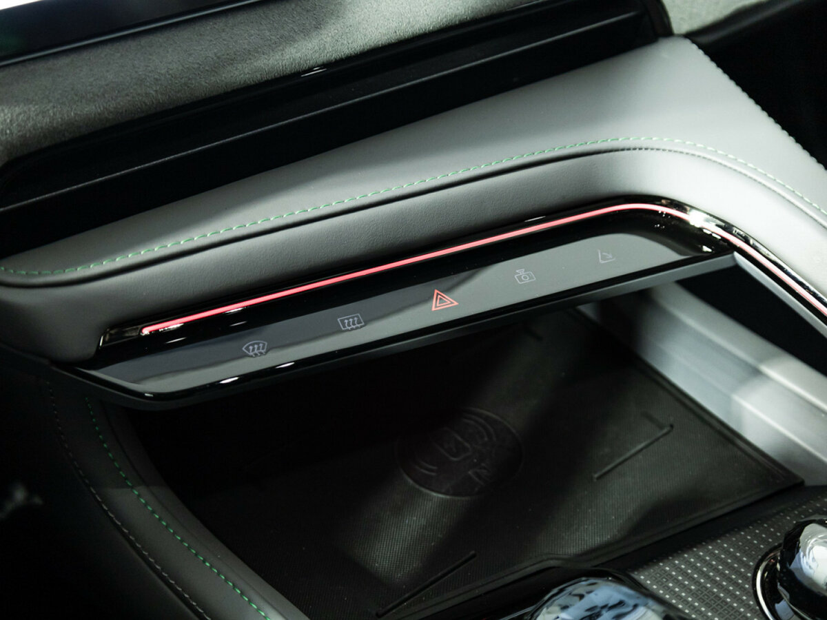 Zeekr 001 100 kWh I, 2023 Фото №18